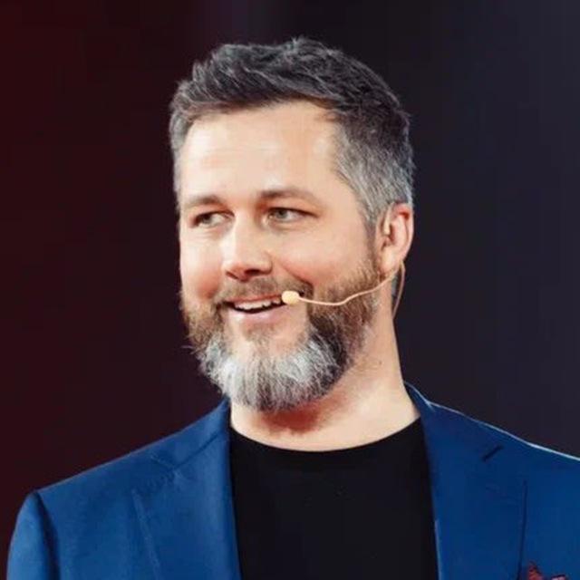 Михаил Дементьев