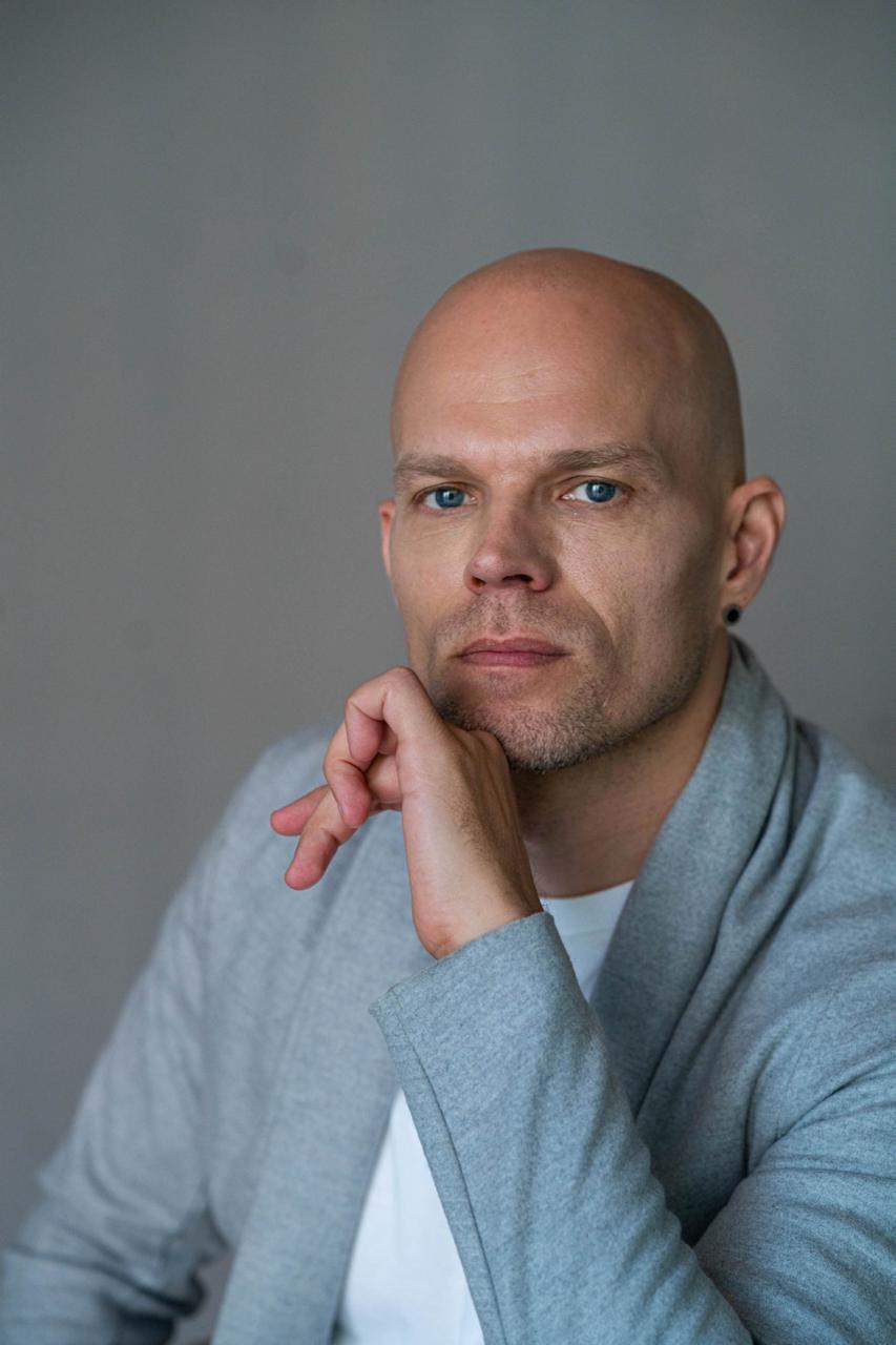 Сергей Артемьев